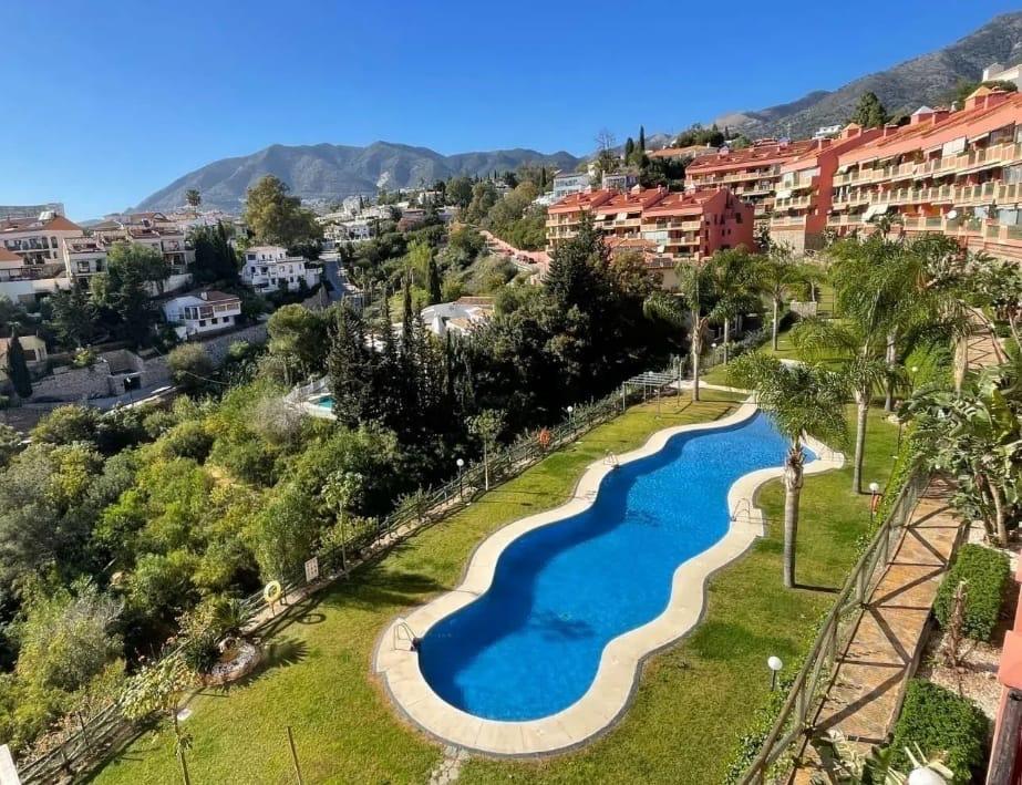 4 Bedroom Townhouse in Fuengirola - Photo 16