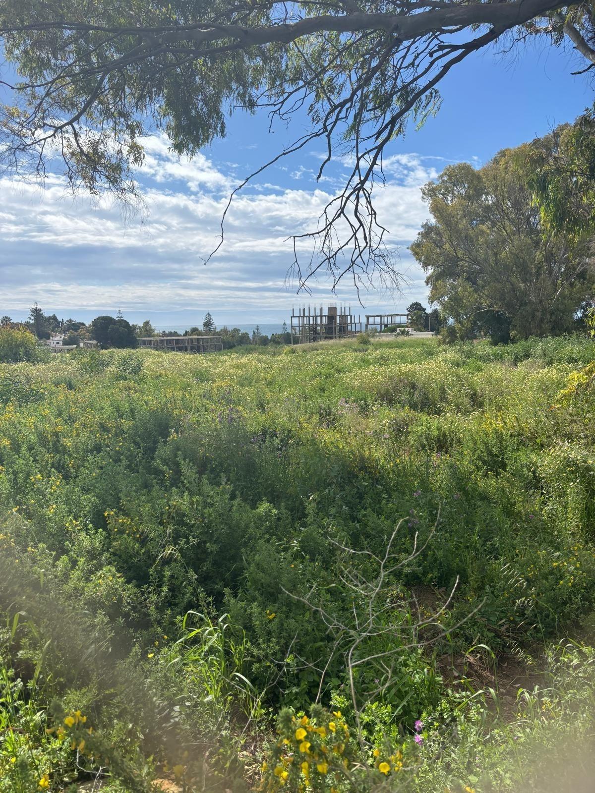 1,401 m² Plot in Estepona