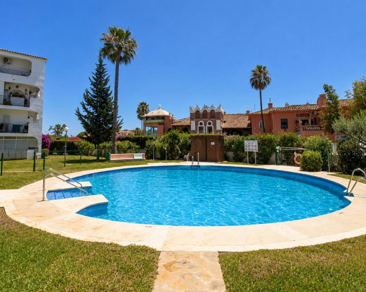 1 Bedroom Apartment in Mijas - Photo 10