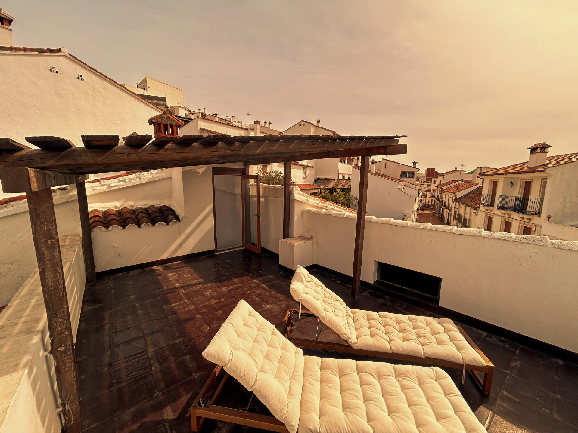 4 Bedroom Townhouse in Gaucín - Photo 4