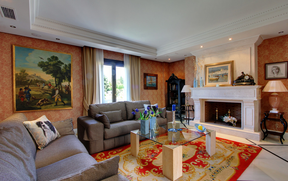 6 Bedroom Villa in Marbella - Photo 29