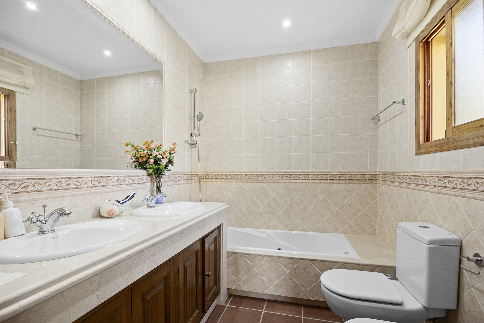 5 Bedroom Villa in Benahavís - Foto 19