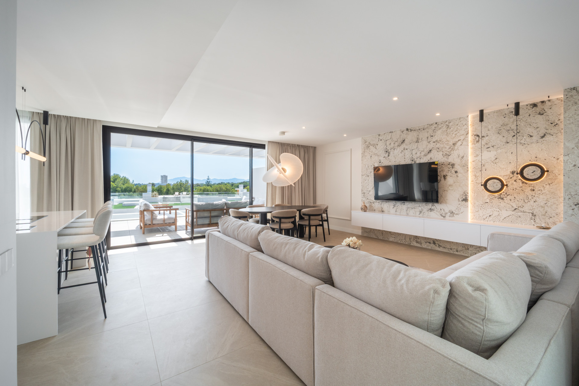 2 Bedroom Apartment in Marbella