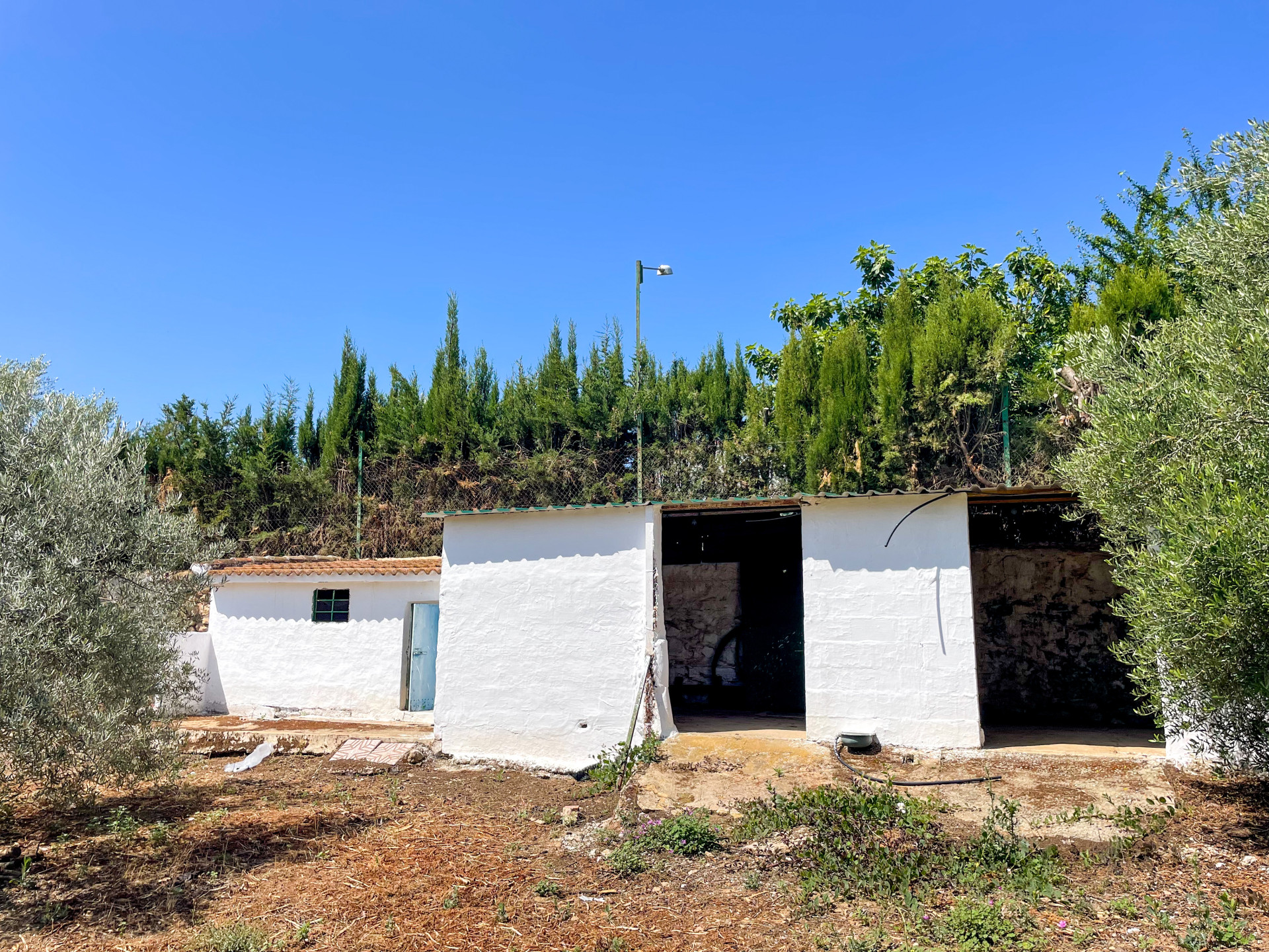 6 Bedroom Country house in Antequera - Photo 23