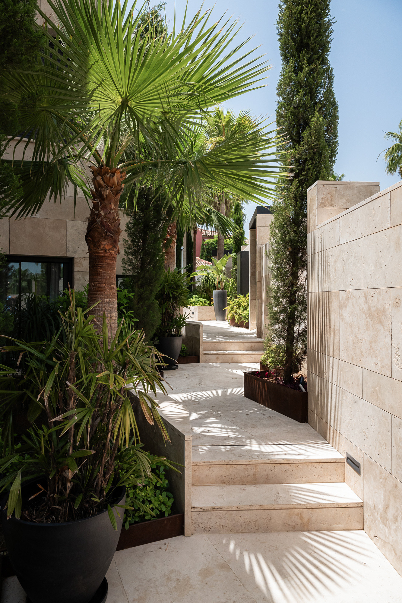 3 Bedroom Apartment in Benahavís - Photo 45