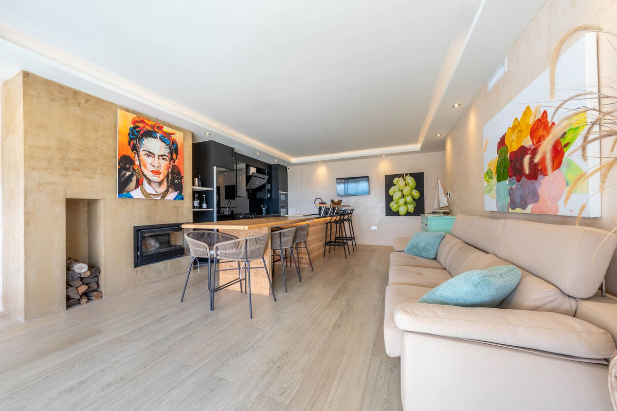 2 Bedroom Villa in Marbella - Photo 54