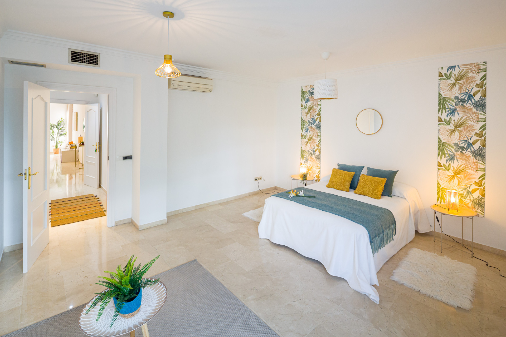 2 Bedroom Apartment in Marbella - Photo 13