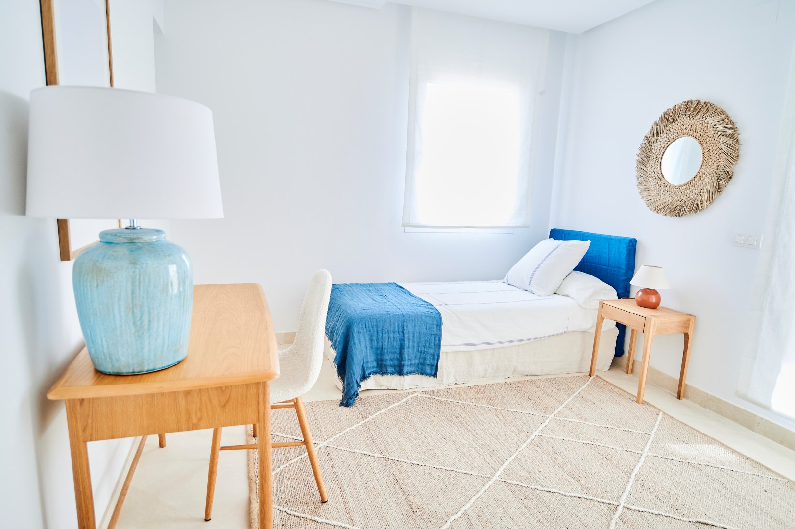 2 Bedroom Apartment in Marbella - Photo 30