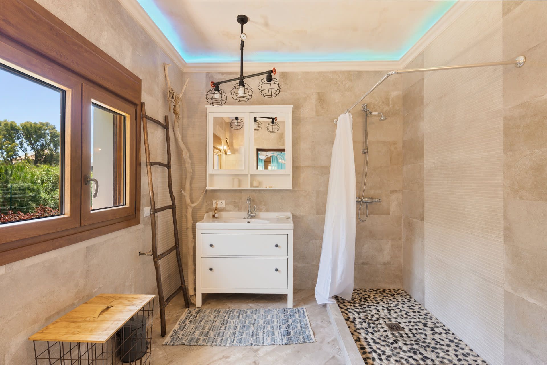 4 Bedroom Villa in San Pedro de Alcántara - Photo 20