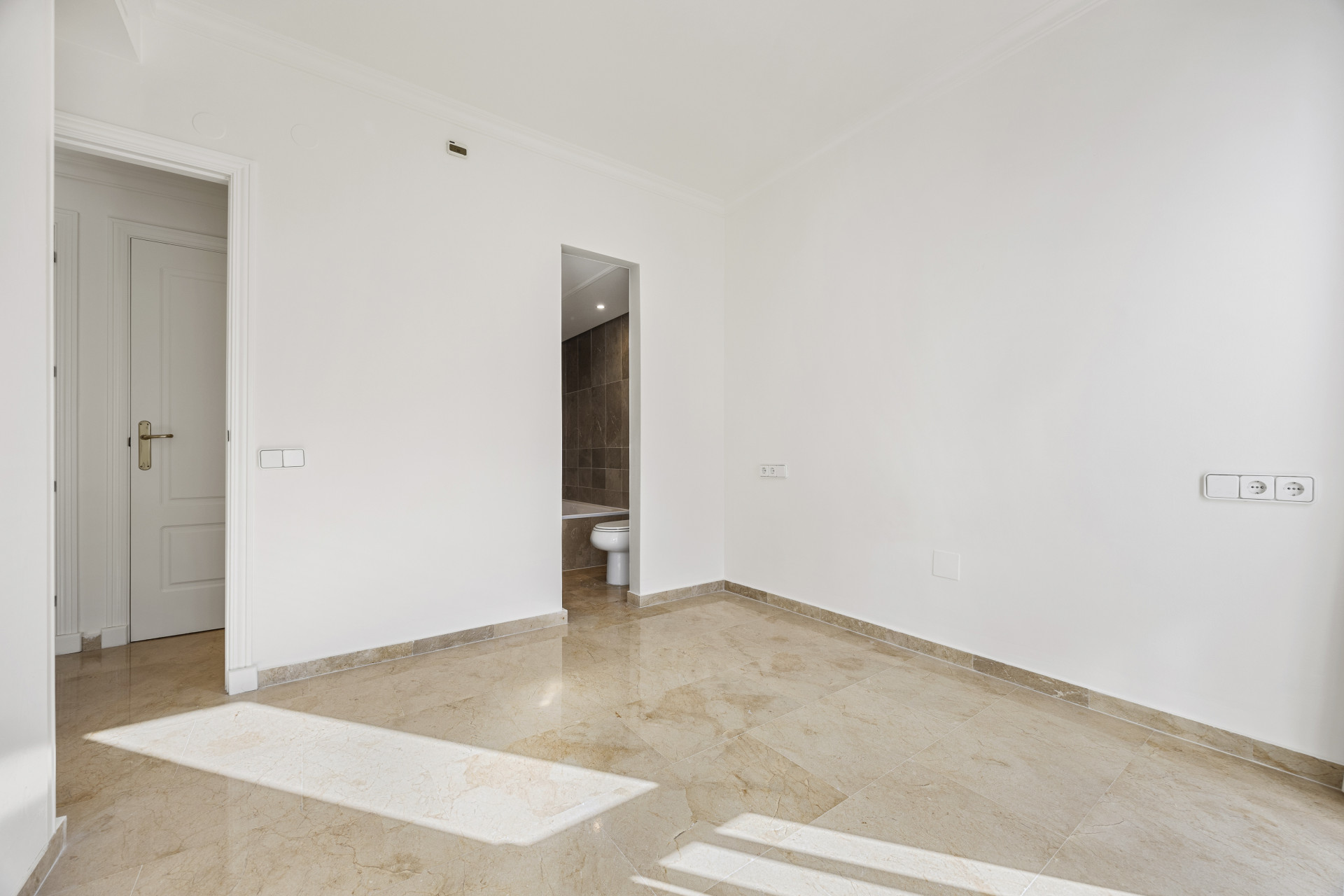Apartamento com 2 quartos com vista mar em Málaga, Espanha – Foto 16