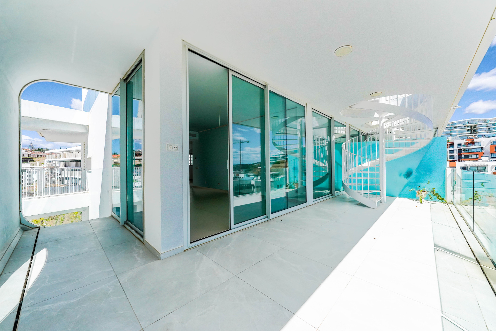 2 Bedroom Penthouse in Benalmádena - Photo 15
