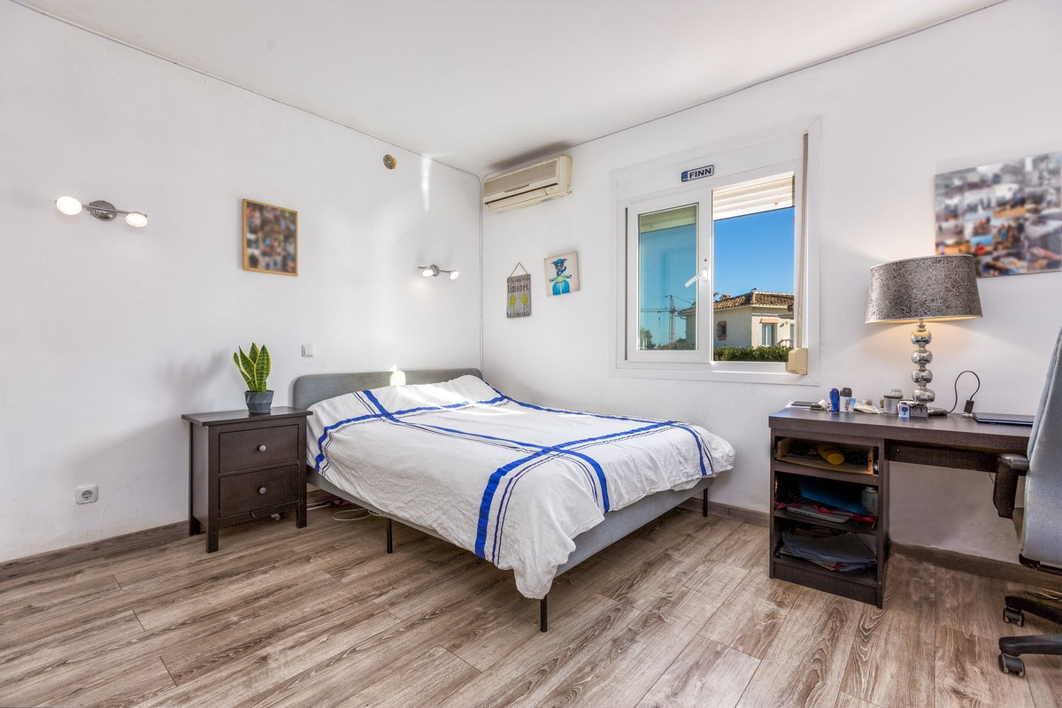 5 Bedroom Villa in Mijas - Photo 28
