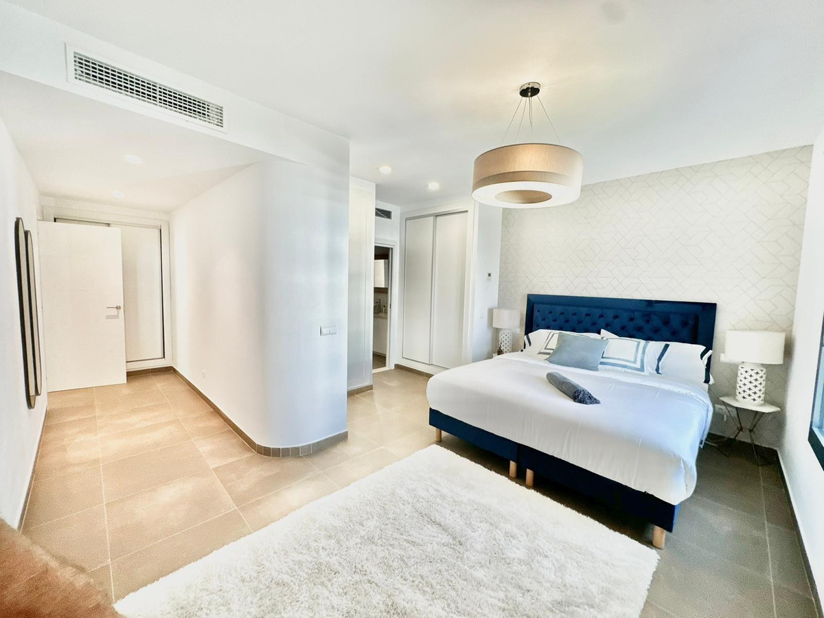 3 Bedroom Apartment in Marbella - Foto 7