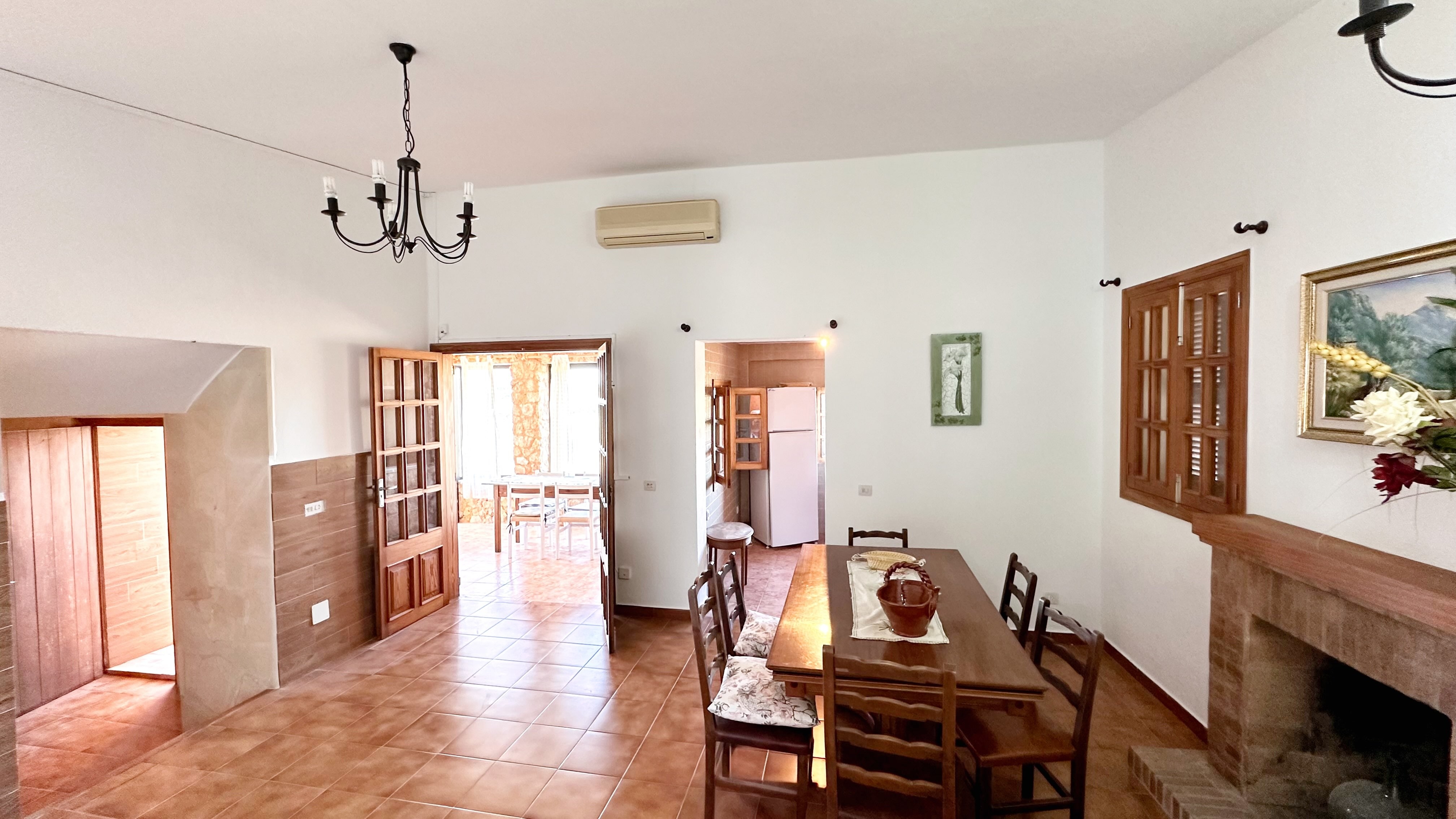 Chalet de 3 dormitorios con piscina en Baleares – Foto 10