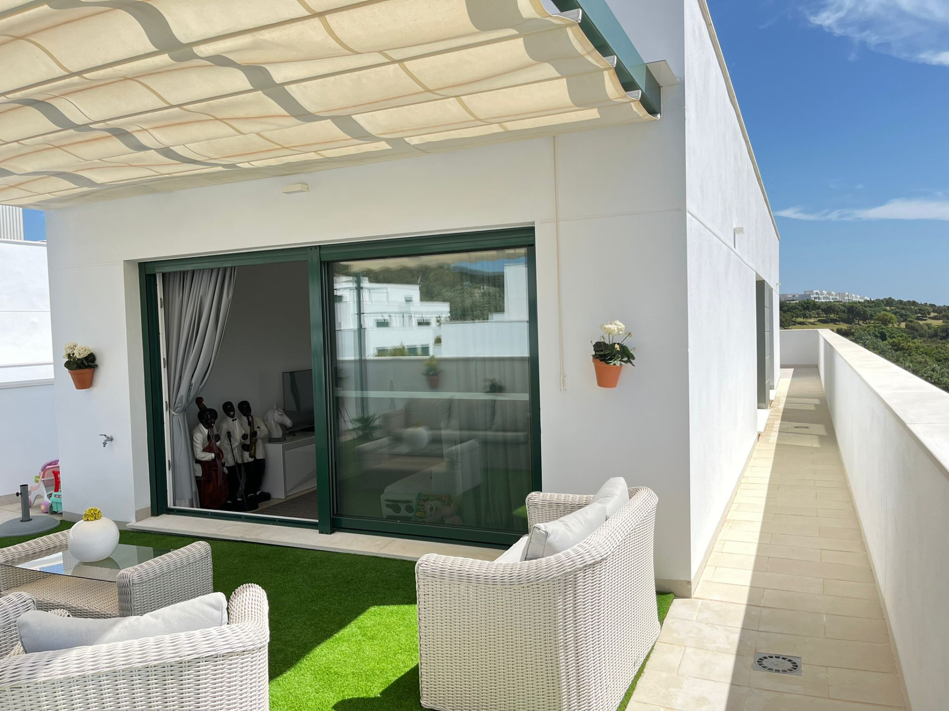 3 Bedroom Penthouse in Sotogrande - Photo 11