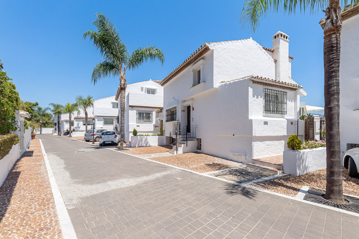 3 Bedroom Townhouse in Marbella - Foto 23