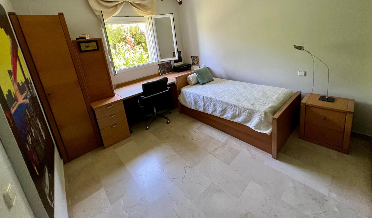 4 Bedroom Villa in Benahavís - Foto 13
