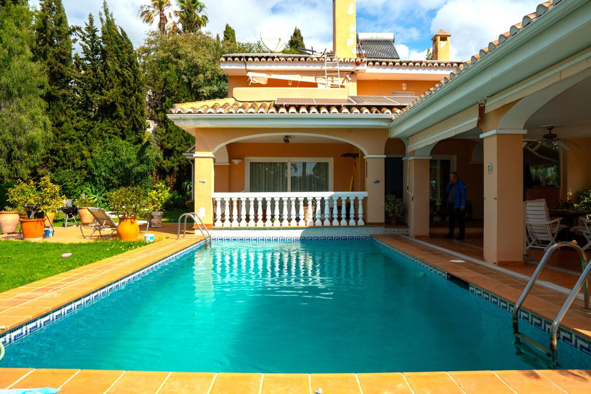 4 Bedroom Villa in Marbella - Foto 14