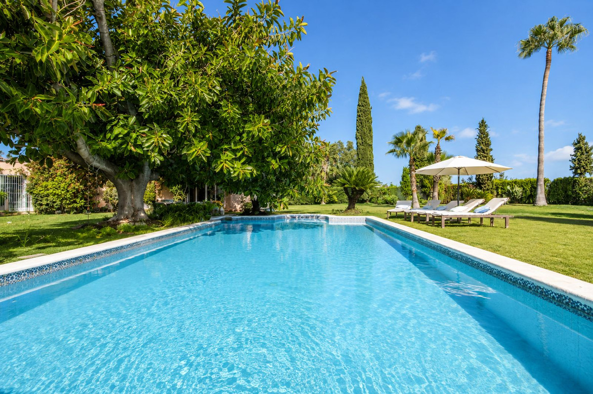 4 Bedroom Villa in Benahavís - Foto 3