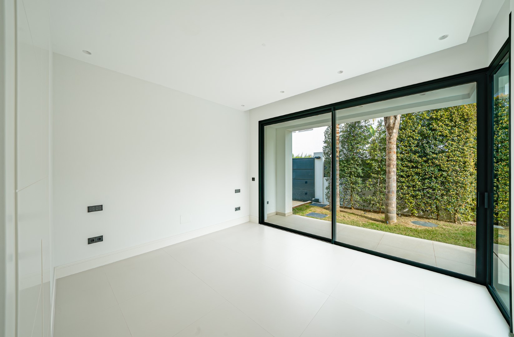 4 Bedroom Villa in Marbella - Photo 19