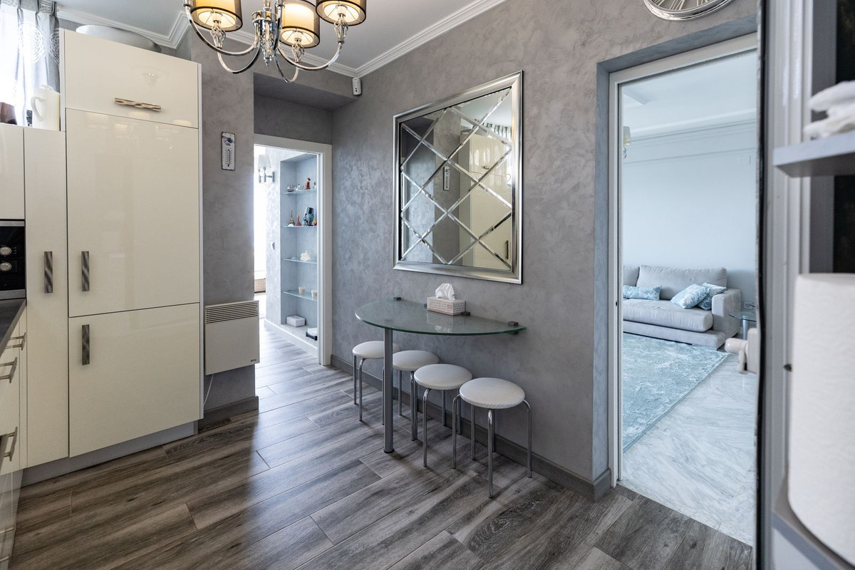 3 Bedroom Apartment in Benalmádena - Photo 10
