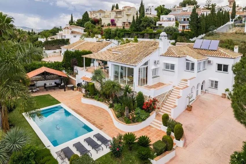 4 Bedroom Villa in Mijas