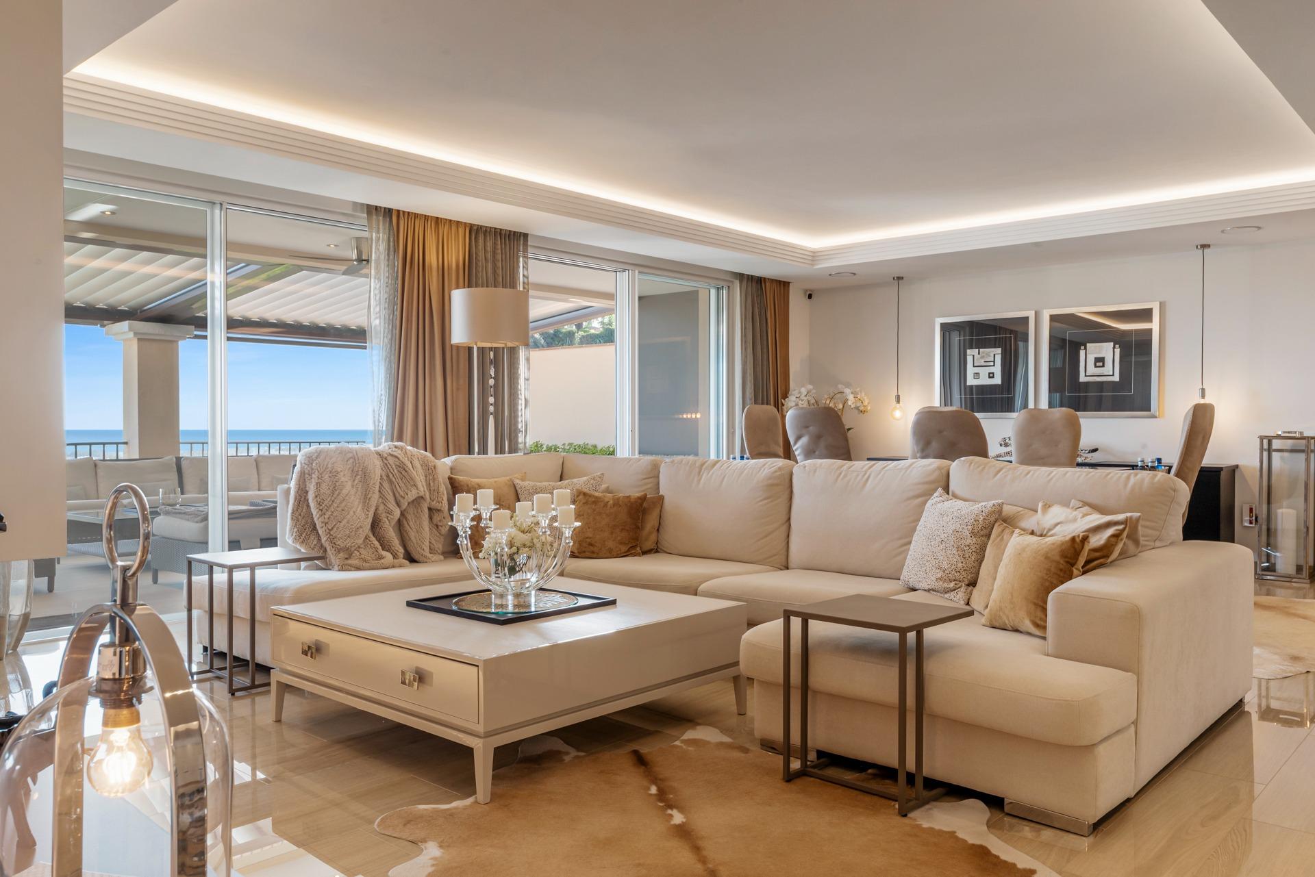 4 Bedroom Penthouse in Benahavís - Photo 10