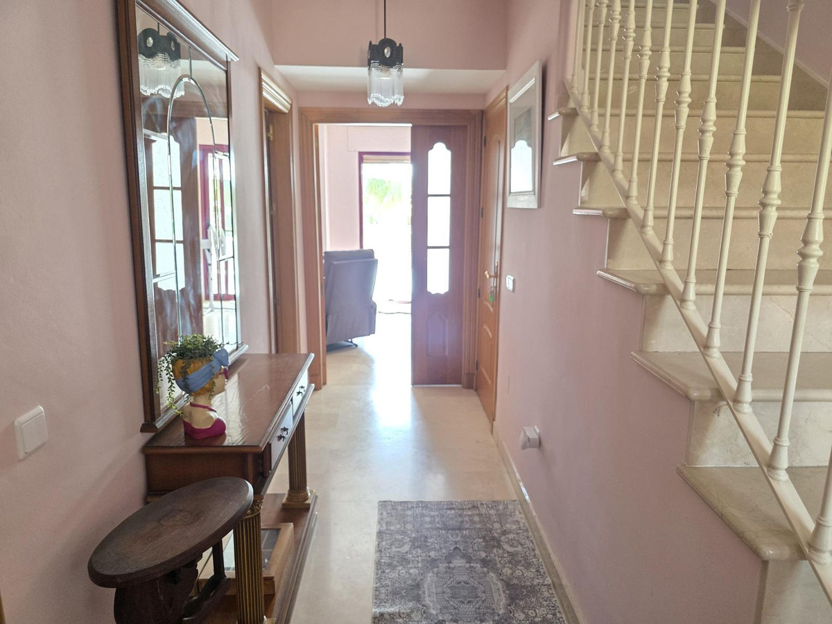 5 Bedroom Townhouse in Coín - Foto 10