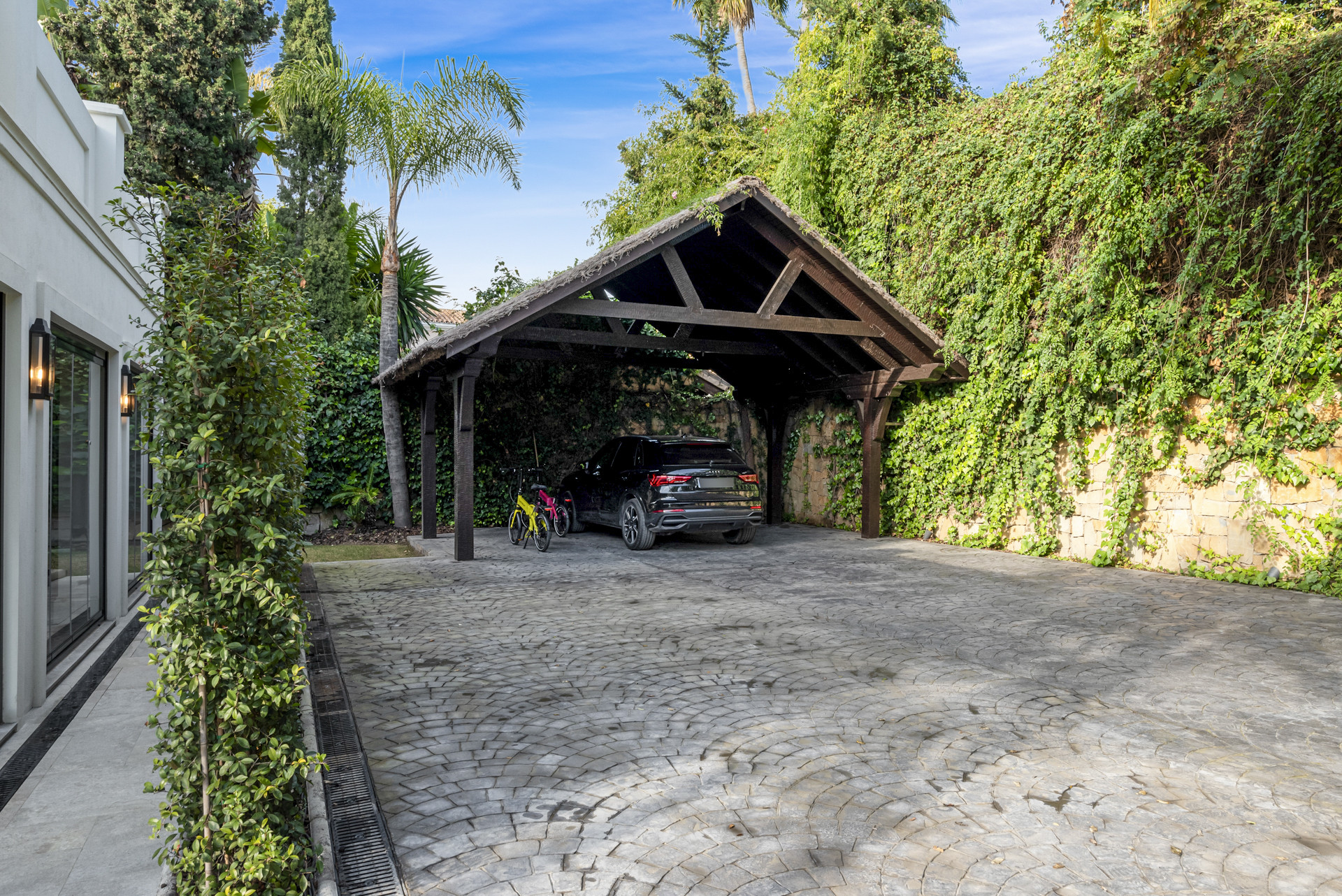 5 Bedroom Villa in Marbella - Photo 26