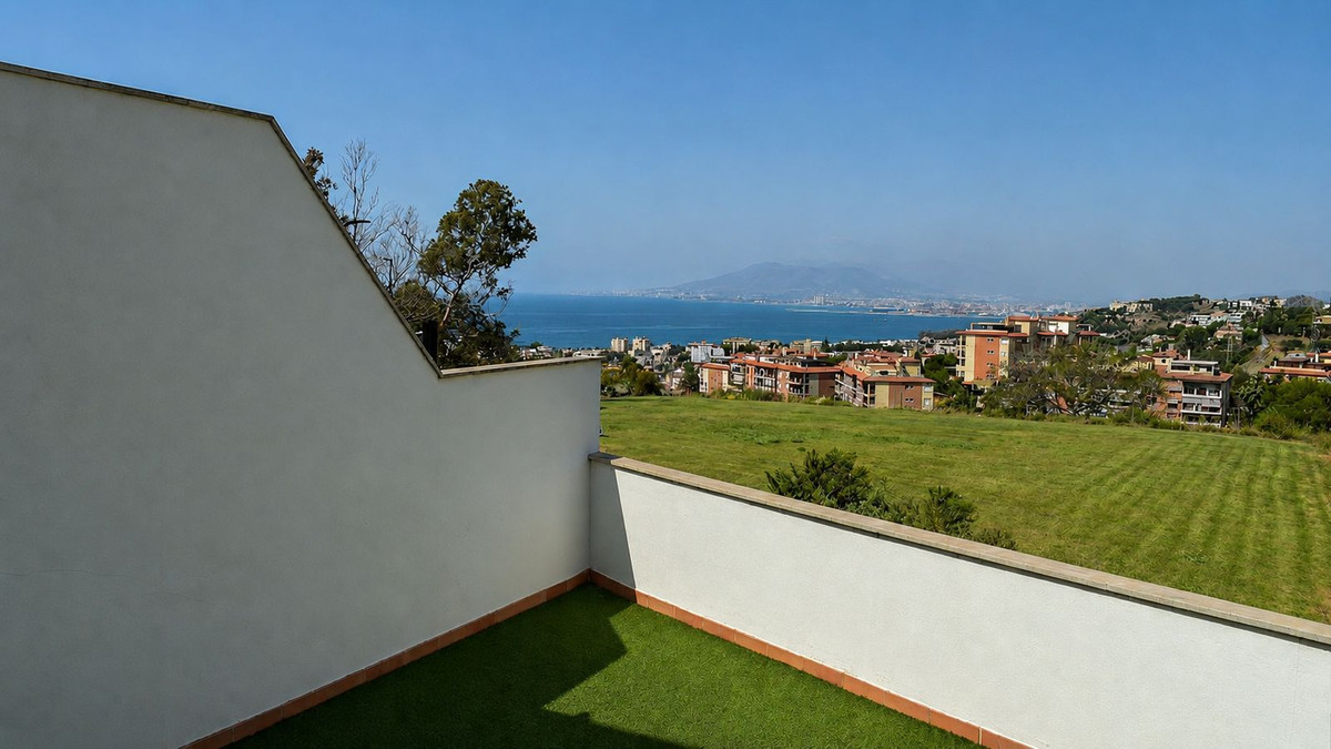 3 Bedroom Townhouse in Málaga - Photo 14