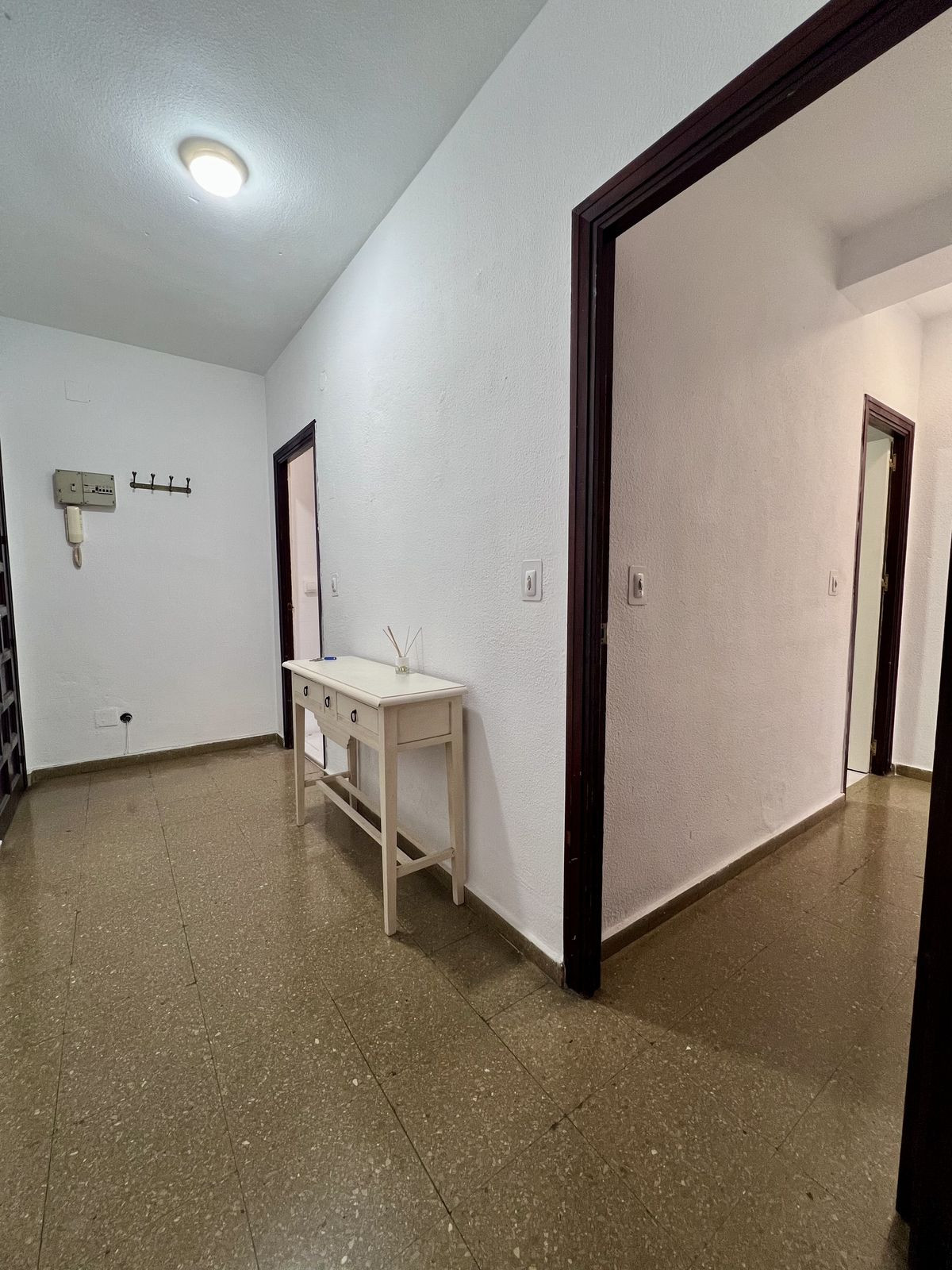 3 Bedroom Apartment in Marbella - Photo 8