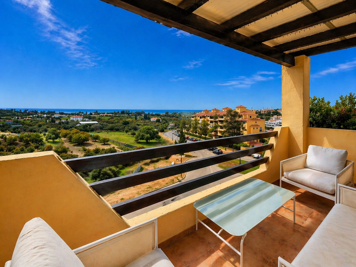 Apartment in New Golden Mile