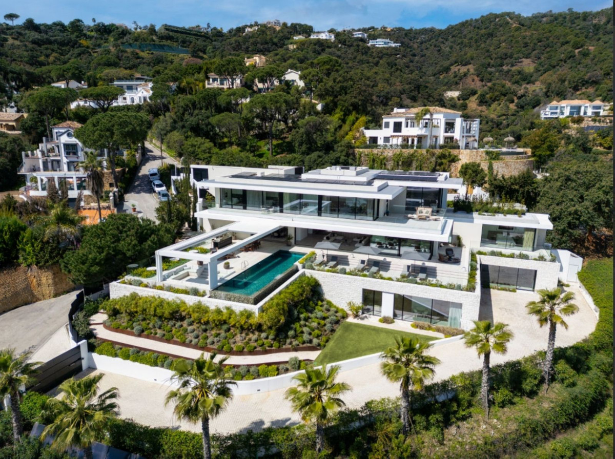 8 Bedroom Villa in Benahavís - Foto 2