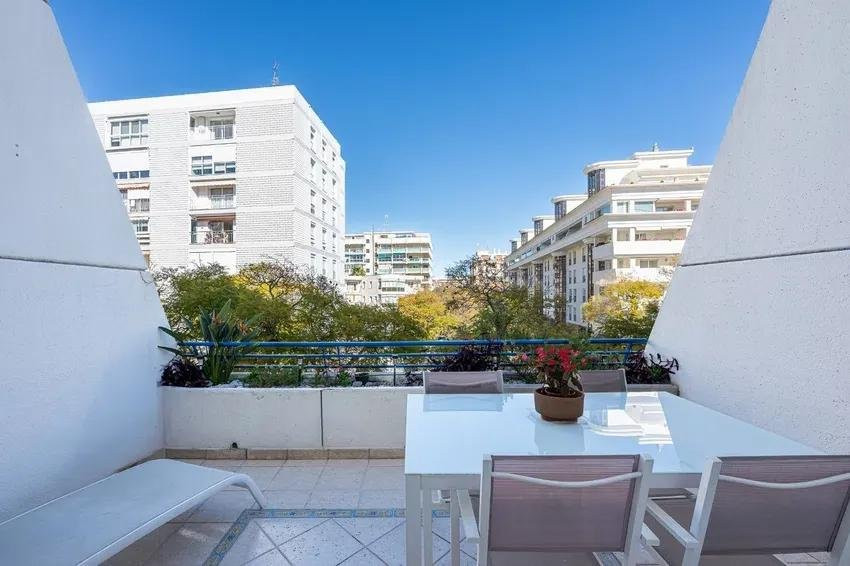 Villa de 2 chambres vue mer à Malaga, Espagne – Photo 16