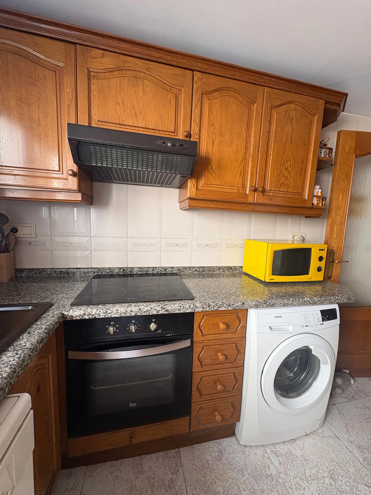Apartamento com 3 quartos com piscina em Alicante, Espanha – Foto 24
