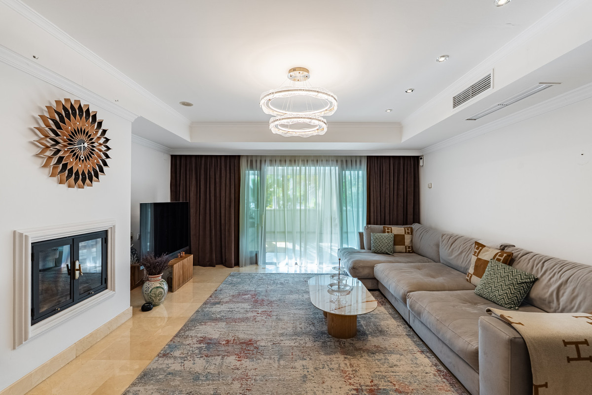 2 Bedroom Apartment in Marbella - Foto 7