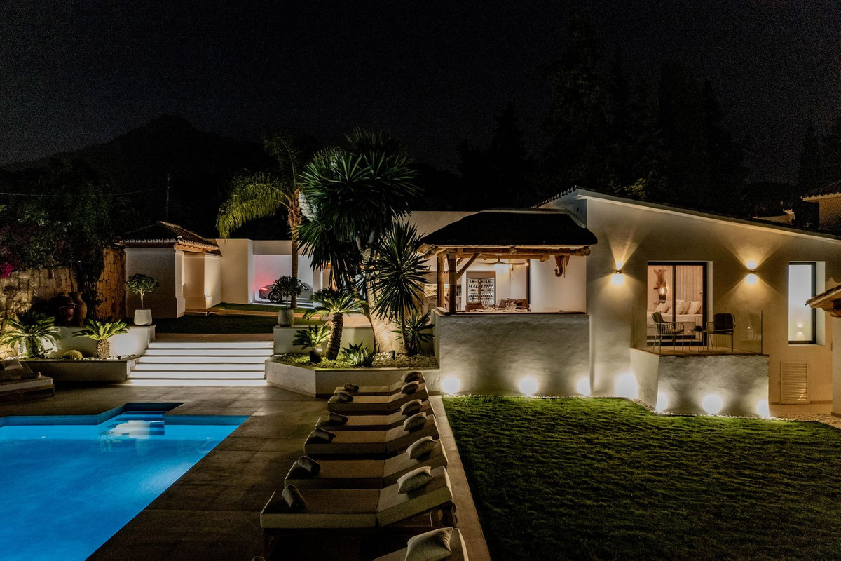 6 Bedroom Villa in Marbella - Photo 15