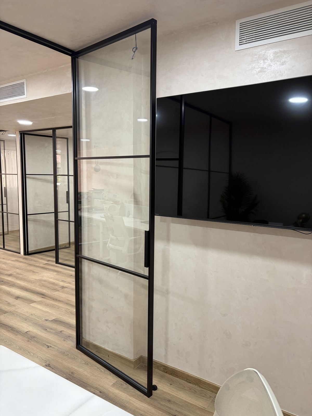 Espaço comercial com piscina em Málaga, Espanha – Foto 9