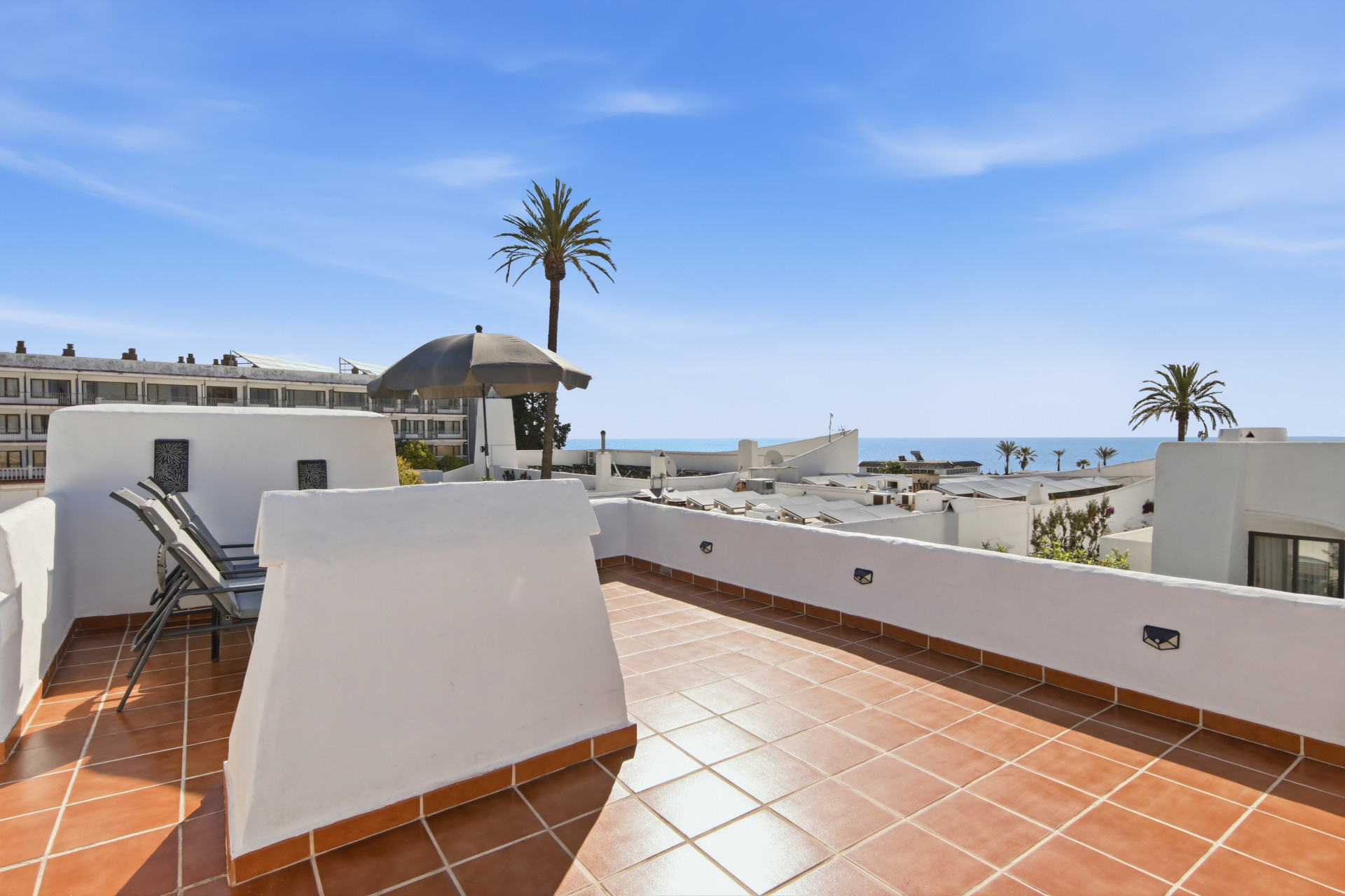 1 Bedroom Apartment in Estepona - Photo 15