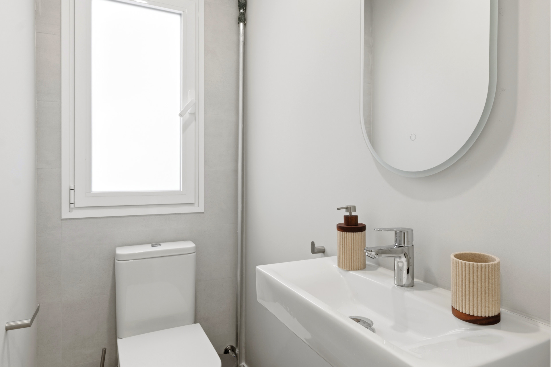 2 Bedroom Townhouse in Estepona - Photo 15