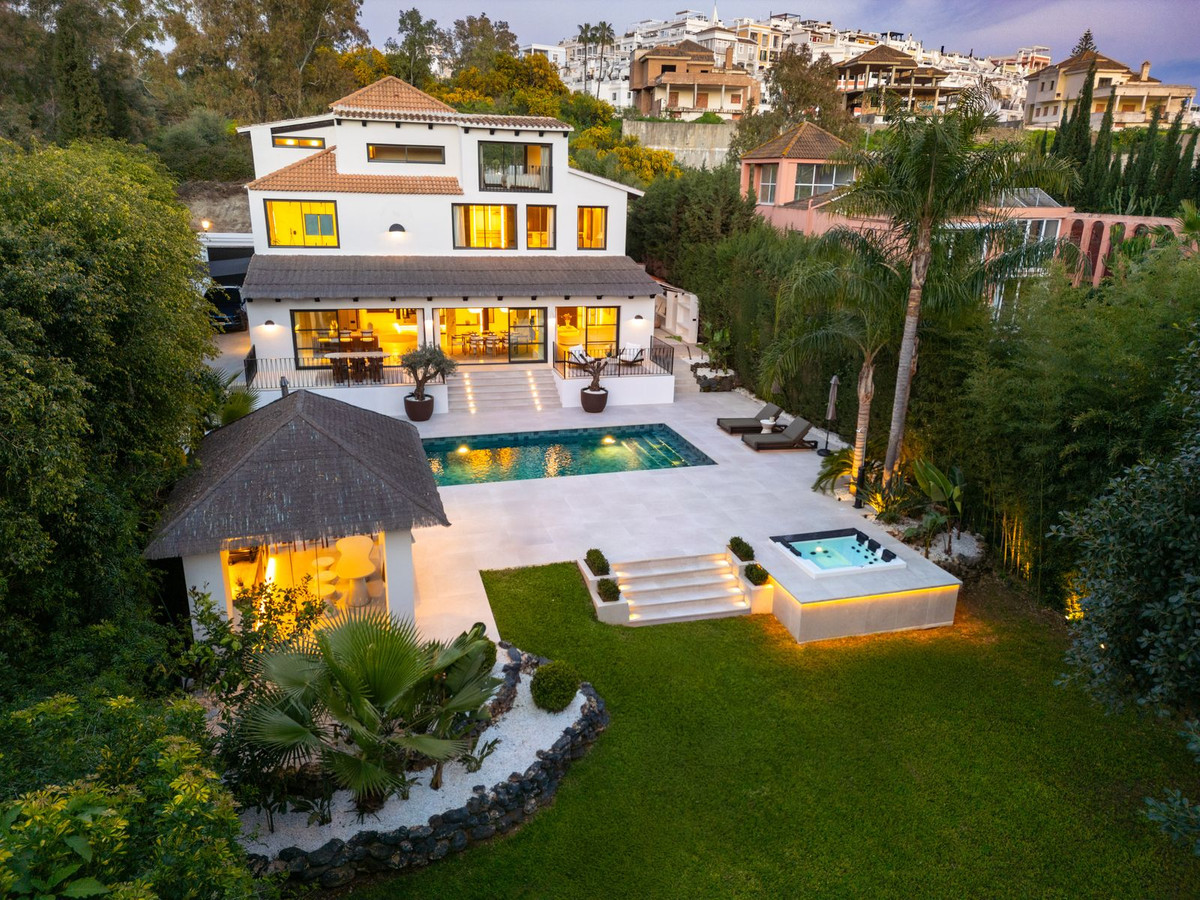 5 Bedroom Villa in Marbella - Фото 35