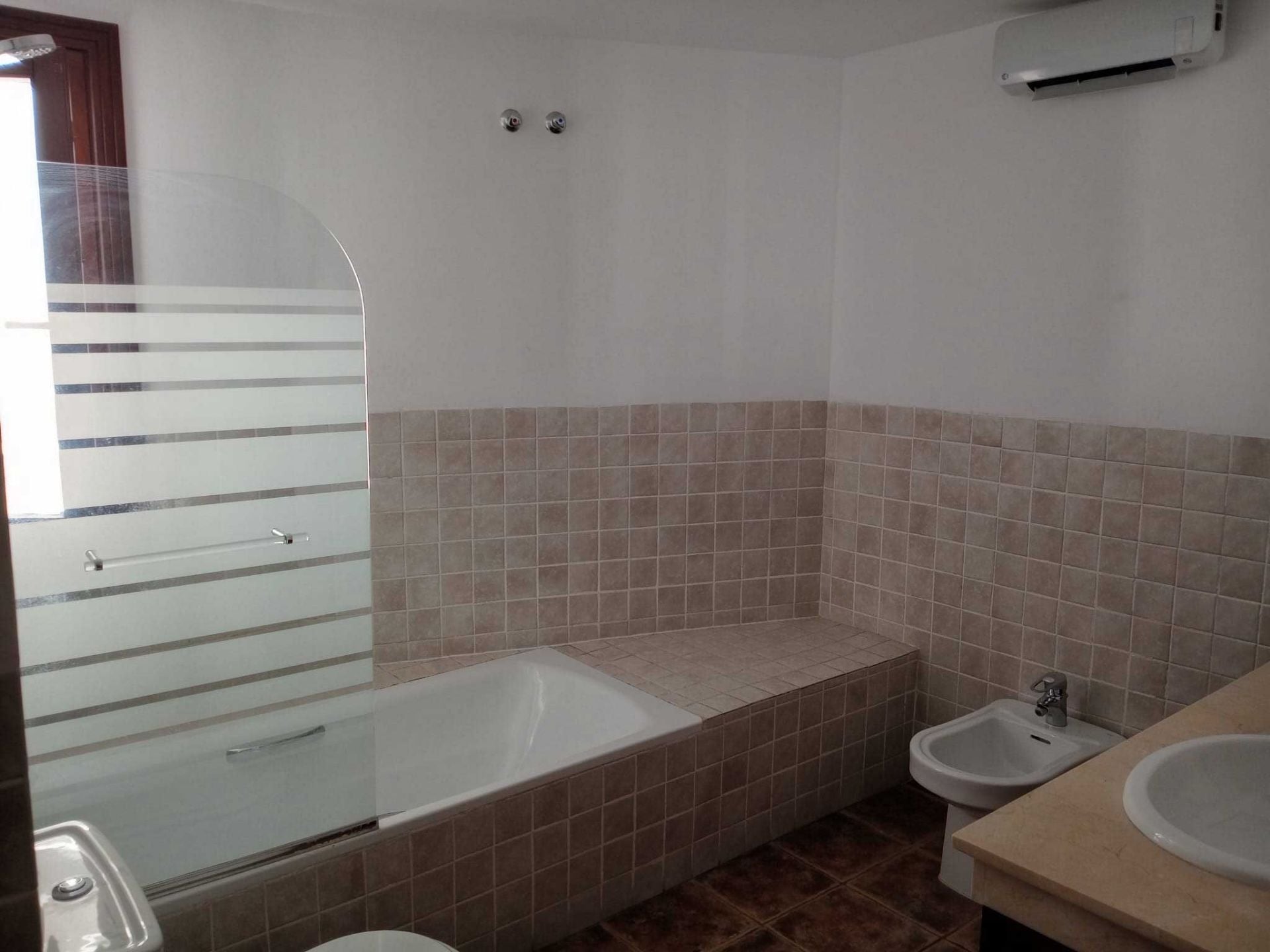 4 Bedroom Townhouse in Estepona - Фото 14