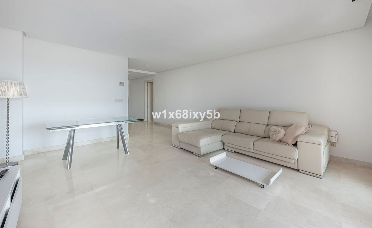 2 Bedroom Apartment in Marbella - Foto 7