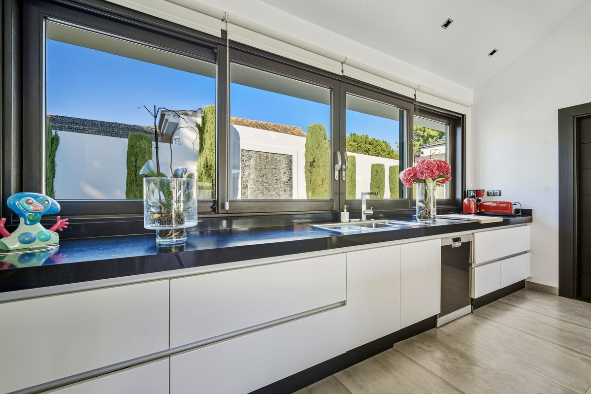 6 Bedroom Villa in San Pedro de Alcántara - Foto 24