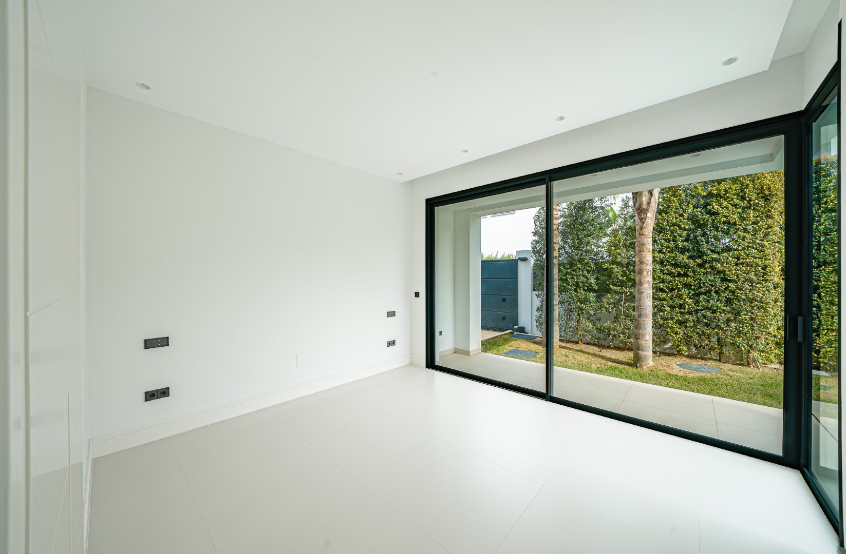 4 Bedroom Villa in Marbella - Photo 17