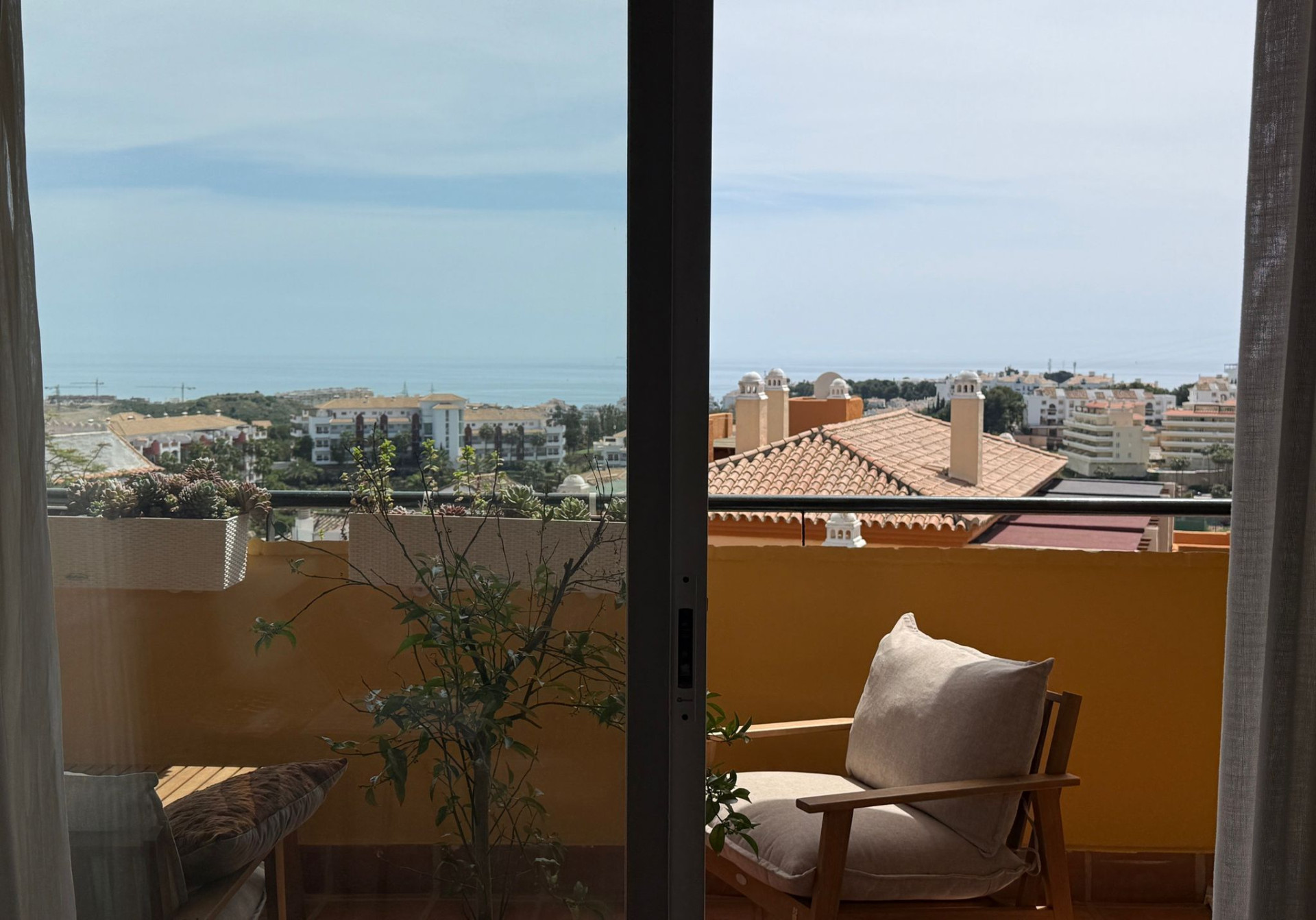2 Bedroom Apartment in Mijas - Photo 5