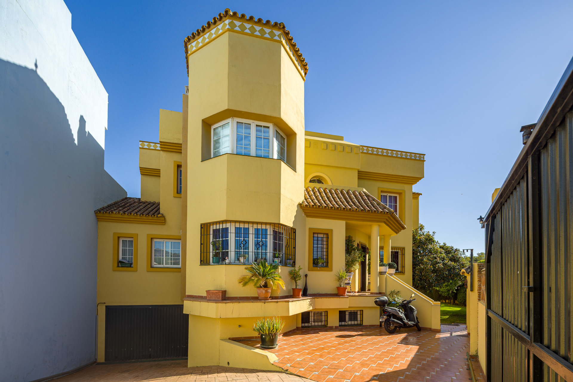 5 Bedroom Villa in San Pedro de Alcántara - Фото 43
