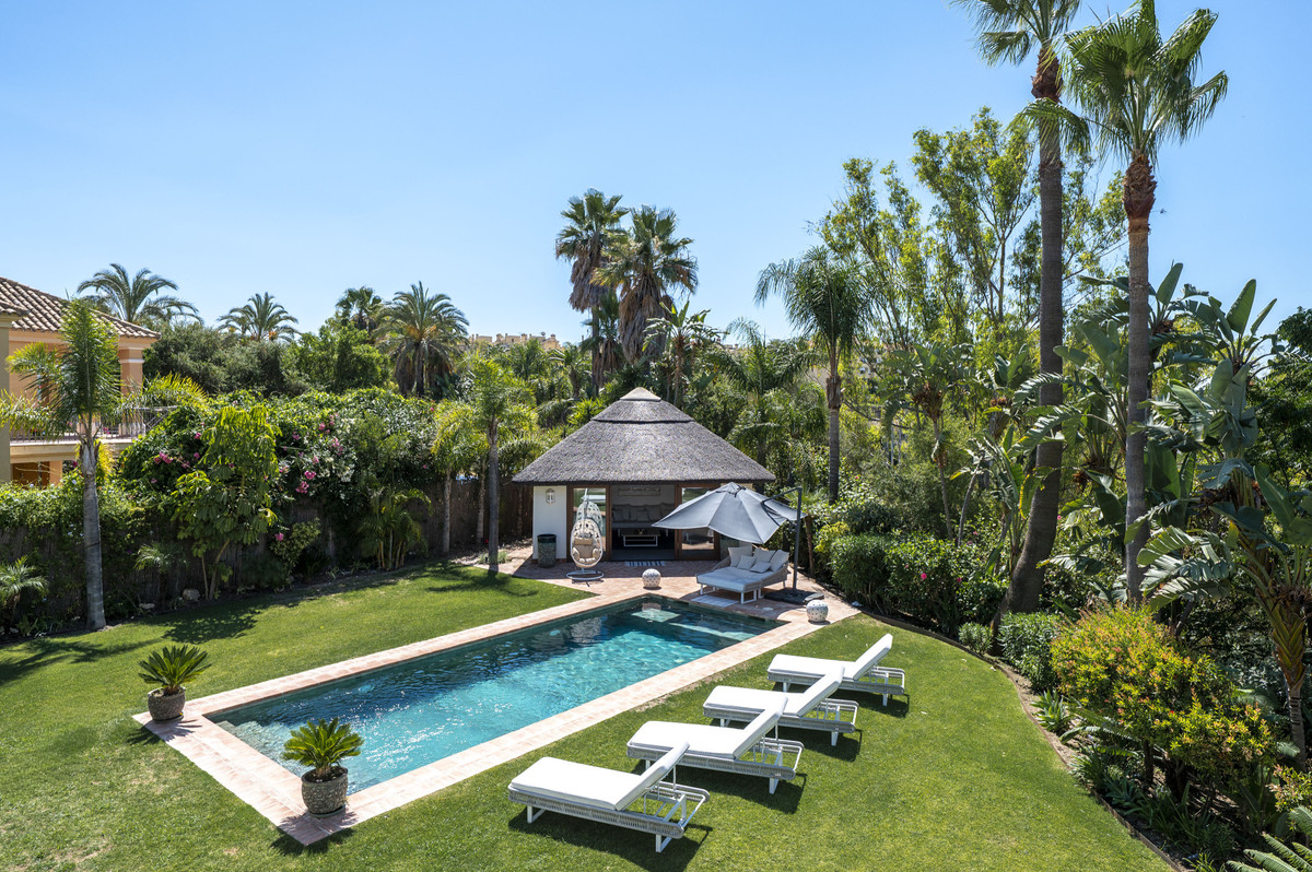 4 Bedroom Villa in Estepona - Foto 31