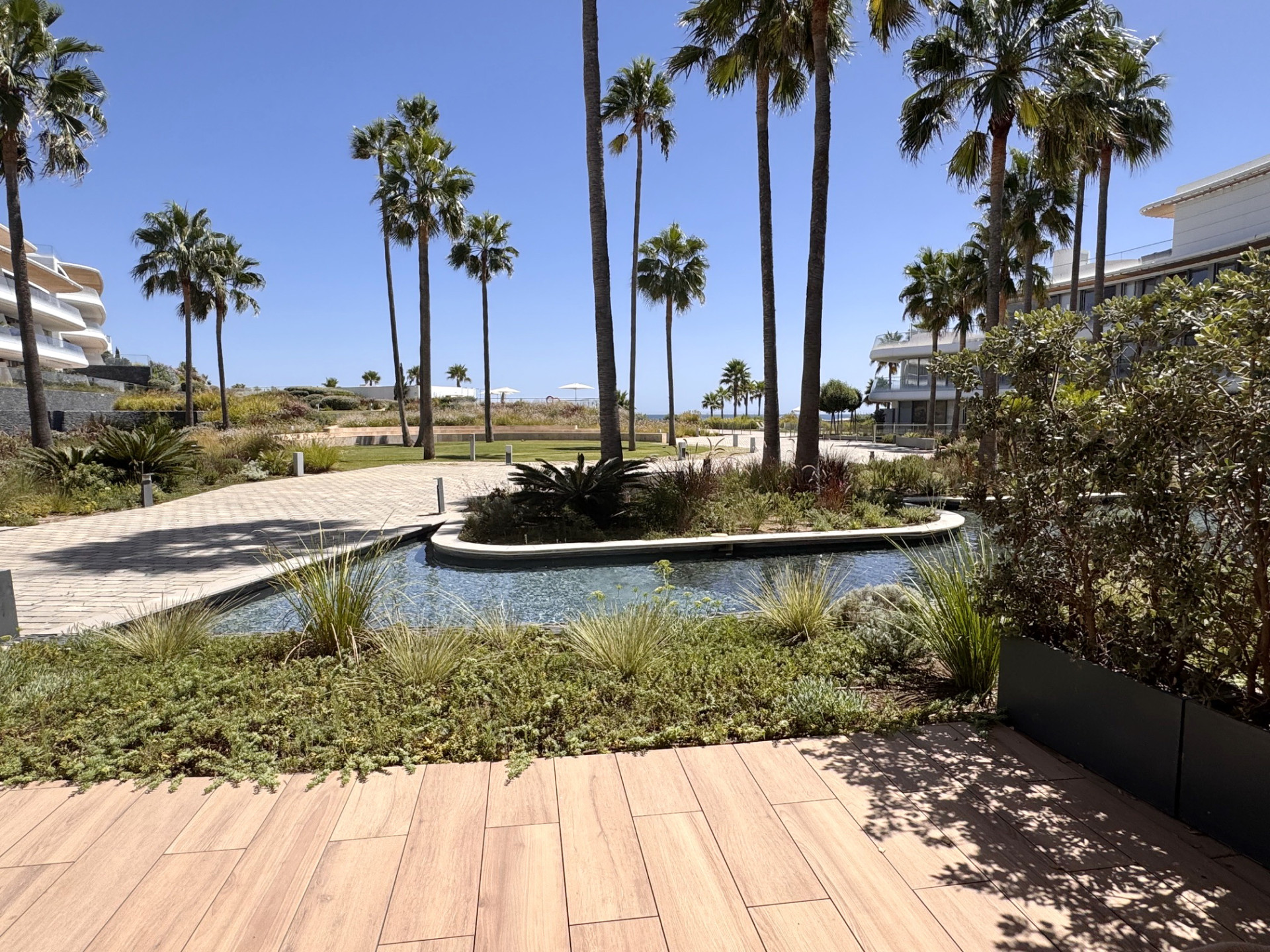 2 Bedroom Apartment in Estepona - Photo 13