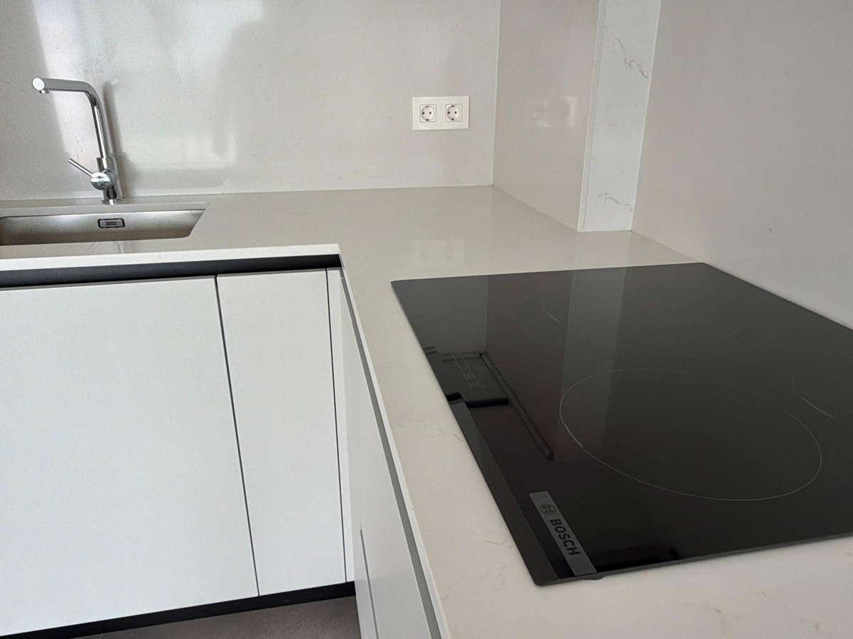 2 Bedroom Apartment in Mijas - Photo 22